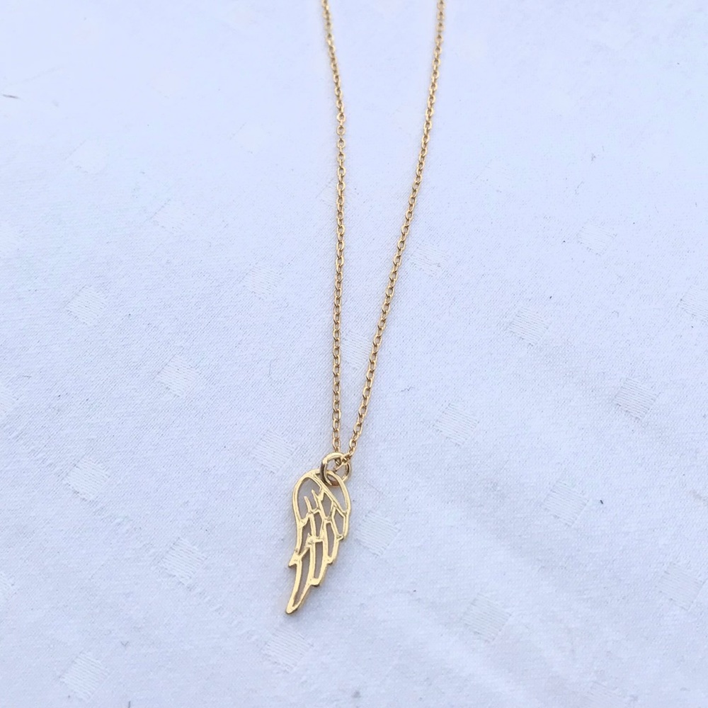 Angel Wing Necklace - NEW